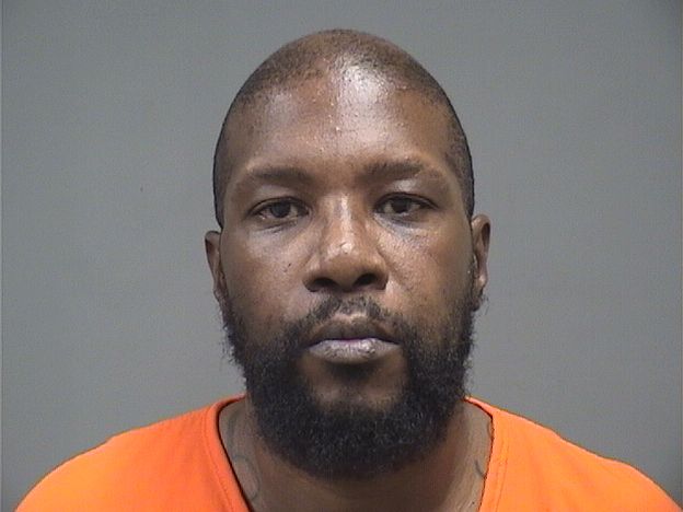 Mugshot of DEON MCGREGOR