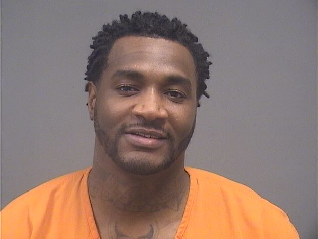 Mugshot of MELVIN SHAW