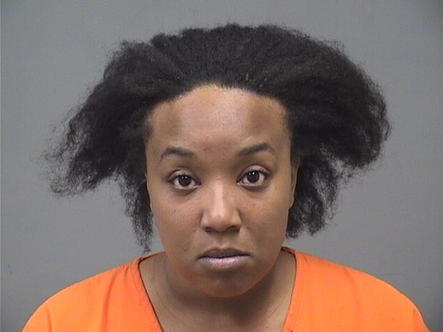 Mugshot of TEKIA HUGGINS