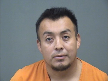 Mugshot of MARIO CRUZ-HERNANDEZ