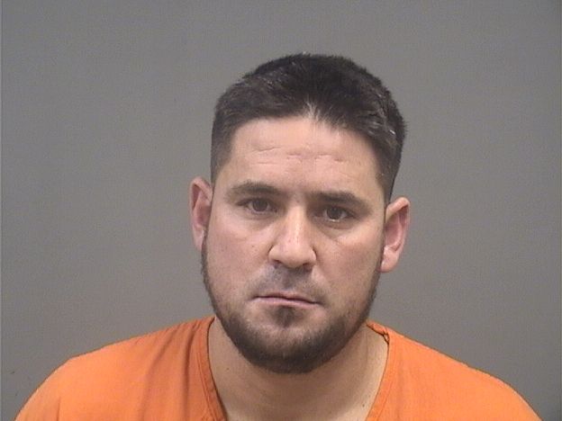 Mugshot of CAMILO BARRETO