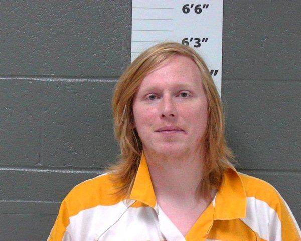 Mugshot of TYLER WAYNE THOMPSON