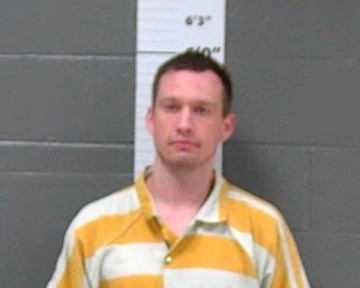 Mugshot of BENJAMIN LANCE