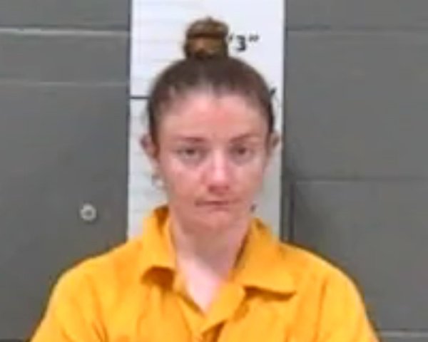 Mugshot of COURTNEY LYNN SWEET