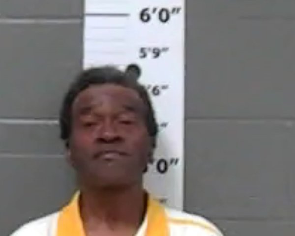 Mugshot of JOHNNIE D WILLIAMS