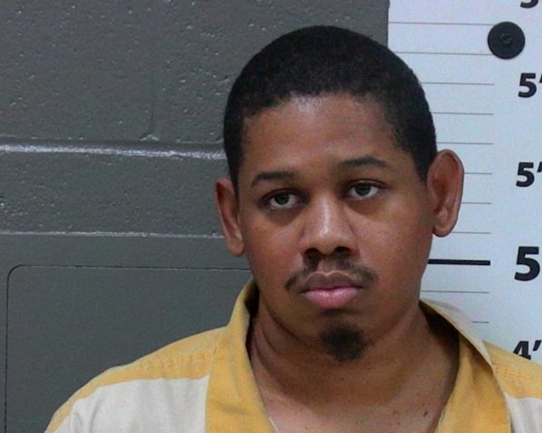 Mugshot of CEDRIC LAMONT, SR POLLARD