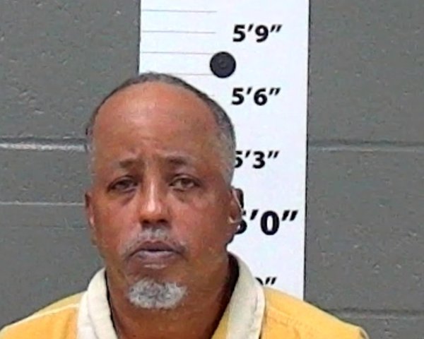 Mugshot of LUAS TAURELL FAVORS