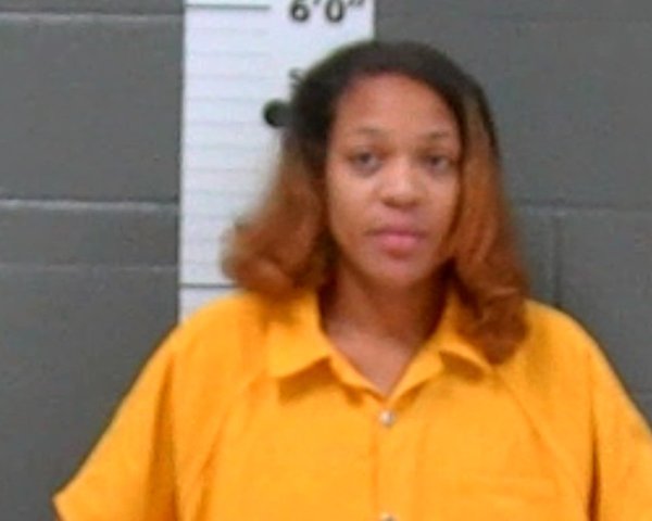 Mugshot of SHANIQUA GINVODA THOMAS