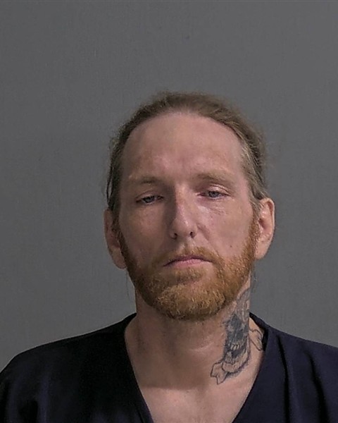 Mugshot of JEFFREY P HOLSINGER