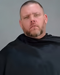 Mugshot of JOHNNY ROBERT, Jr KISER