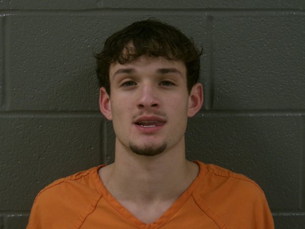Mugshot of MITCHEL RAY OLIVER