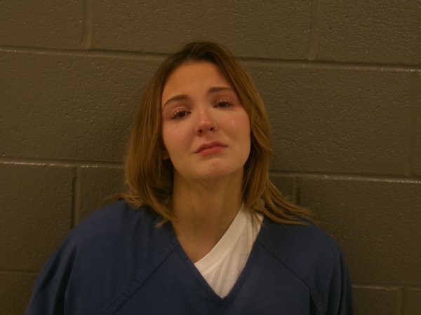 Mugshot of KADANCE OLIVIA MEDEIROS