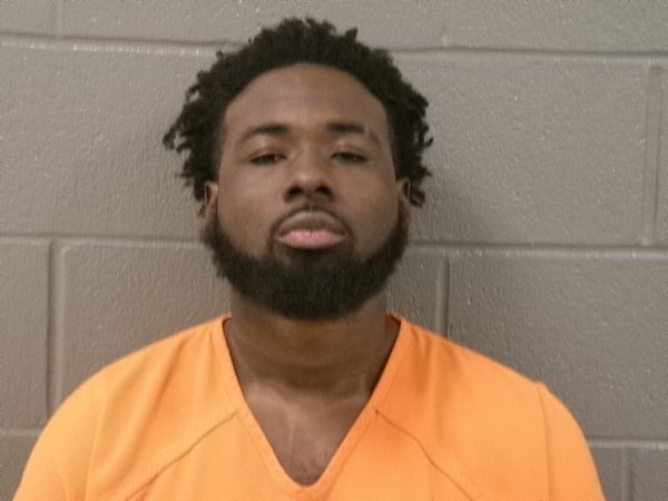 Mugshot of TE`SEAN MARTIN LAMONDS