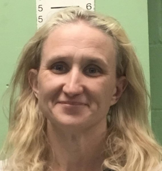 Mugshot of LOLA MAE PACE