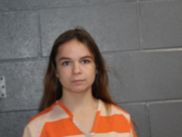Mugshot of SARAH BETH KENNETT