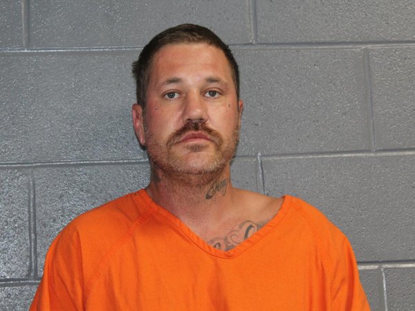 Mugshot of ROBERT DUSTIN BUGOS