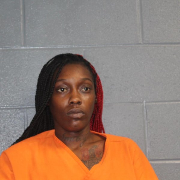 Mugshot of MICQUINTAVIA DASHCANEKE SMILEY