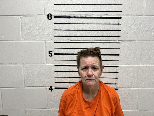 Mugshot of BEATRICE DORRAINE CRYER