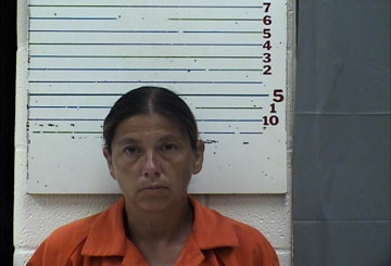Mugshot of MALAEA IPO SALINAS-SALAZAR