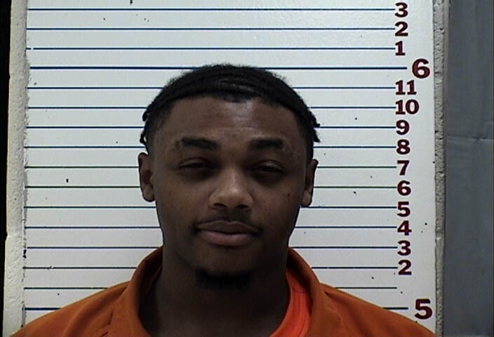 Mugshot of LATAVION JAMOL HENDERSON