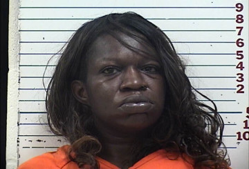 Mugshot of DEZIRAE LAVERN RHONE