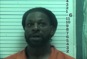 Mugshot of ERIC SHANTRELL SANDERS
