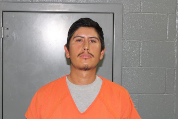 Mugshot of OSCAR EMIR SALAZAR-VELOZ