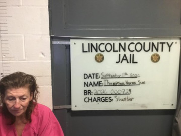 Mugshot of KAREN SUE THOMPSON