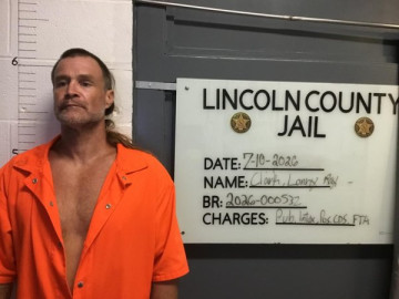 Mugshot of LONNIE RAY CLARK