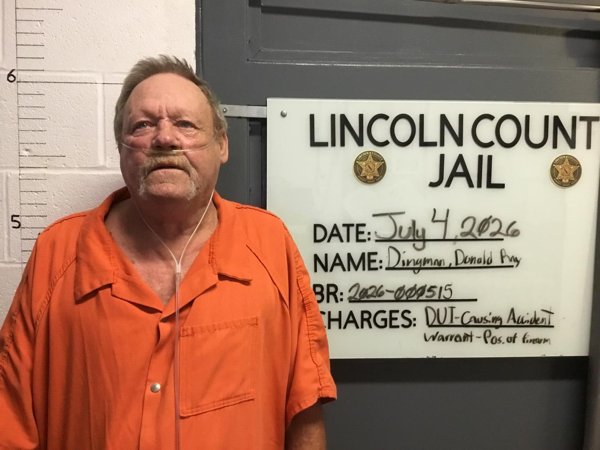 Mugshot of DONALD RAY DINGMAN