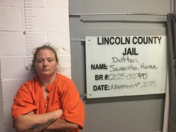 Mugshot of SAMANTHA RENEE DUTTON