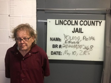 Mugshot of RALPH EDWARD YOUNG