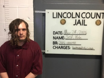Mugshot of KYLE BLAKE SELF