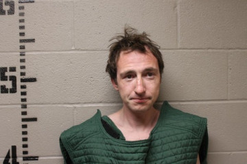Mugshot of THOMAS GOLDEN