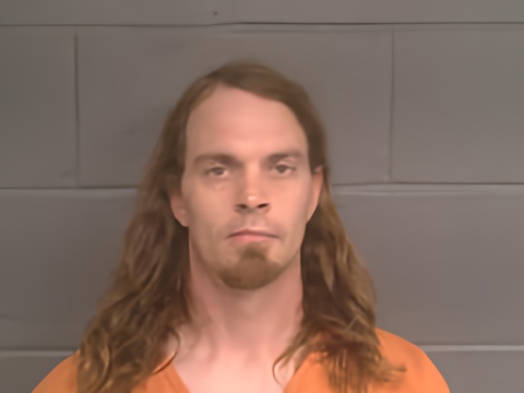 Mugshot of DEVON ALEXANDER REEVES