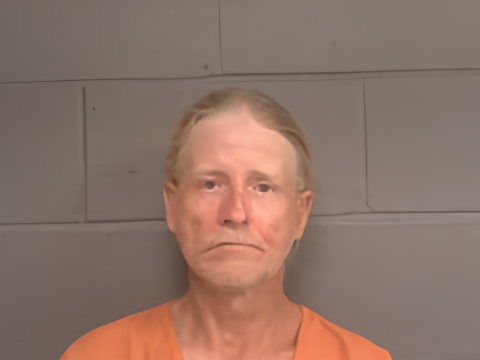 Mugshot of HOLLIS DEWAYNE QUIGGINS