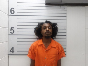 Mugshot of BRAYDEN TRAVON MARTIN