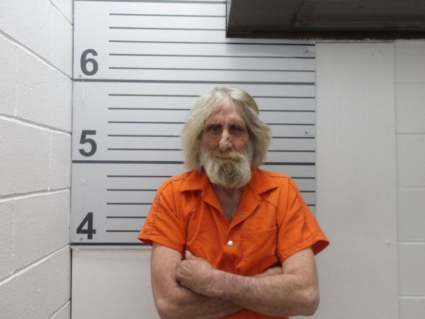 Mugshot of BOBBY JOE HAMPTON