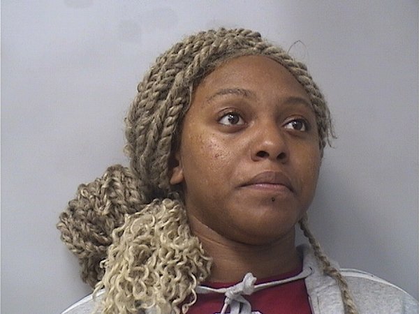 Mugshot of Courtney Dixon