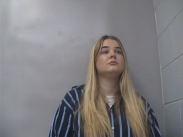 Mugshot of Lara Carringer