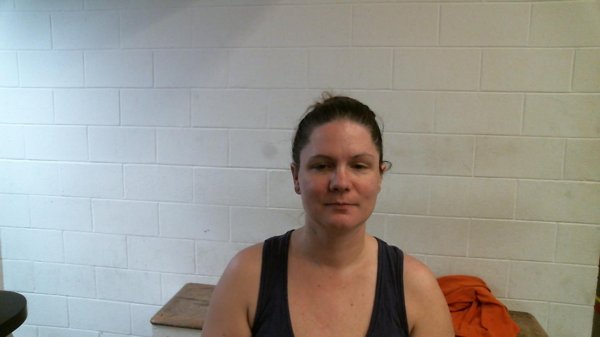Mugshot of TAYLOR ELYSSE NOLAN