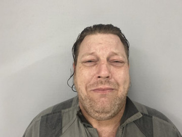 Mugshot of JUSTIN EARLES