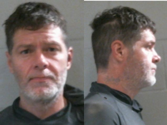 Mugshot of JOHNNEY EDWARD JR HONEYCUTT