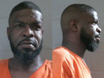 Mugshot of WATRESS LAMAR HUMPHREY