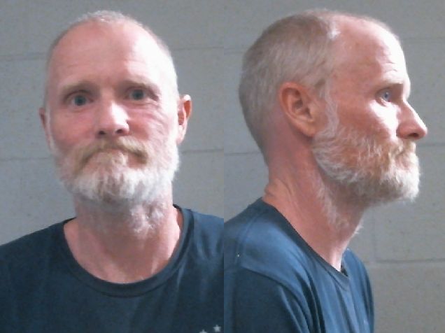 Mugshot of BRADLEY GARY FLUEGEL
