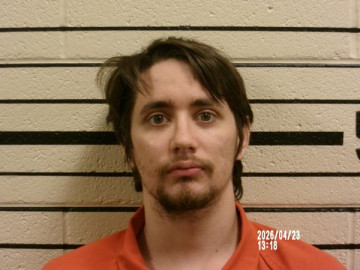 Mugshot of GABRIAL KRISCIAN LENNING