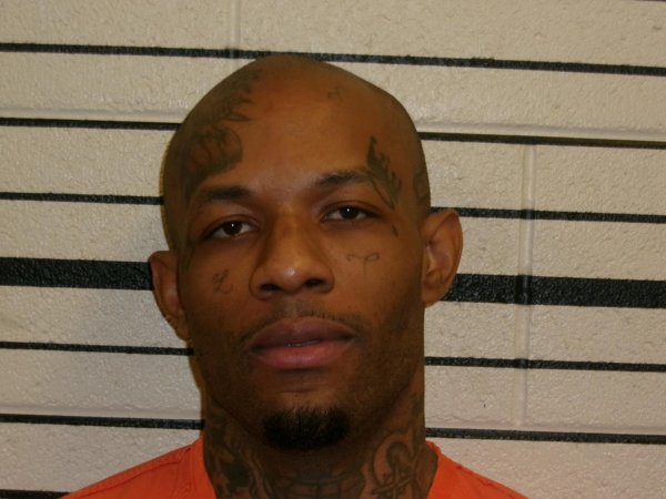 Mugshot of MOLIK DEANDRE GIBSON