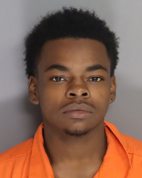Mugshot of CAMERON LOTT