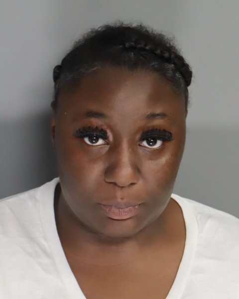 Mugshot of TAMETRIA DAVIS