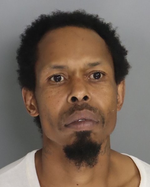 Mugshot of MATTHEW CURRY